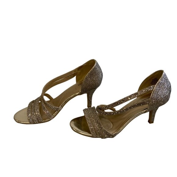 Bandolino silver/gold rhinestone strap heal women’s size 6.5, 3 inch heal - Picture 2 of 11